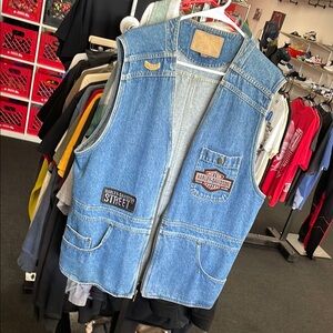 Men’s Rare HARLEY DAVIDSON Jean Vest Pre Owned Used SZ XL Blue Patches & Pin